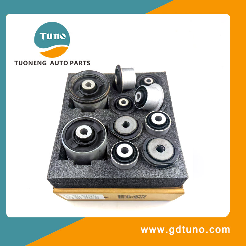 Porsche Panamera 2014–2016 Sada pouzder předního horního a spodního ramene nápravy